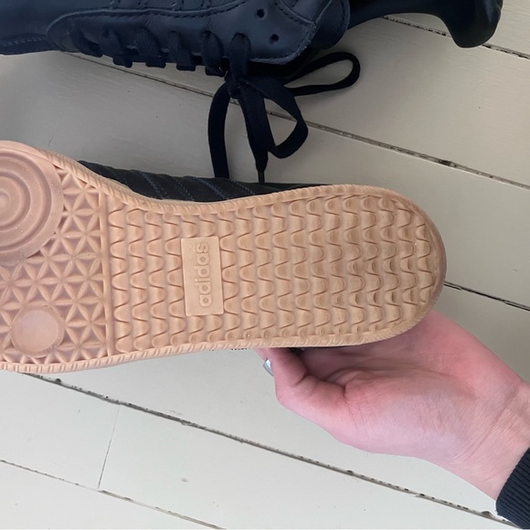 Adidas Originals Black Samba OG Sneakers - Picture 4 of 7